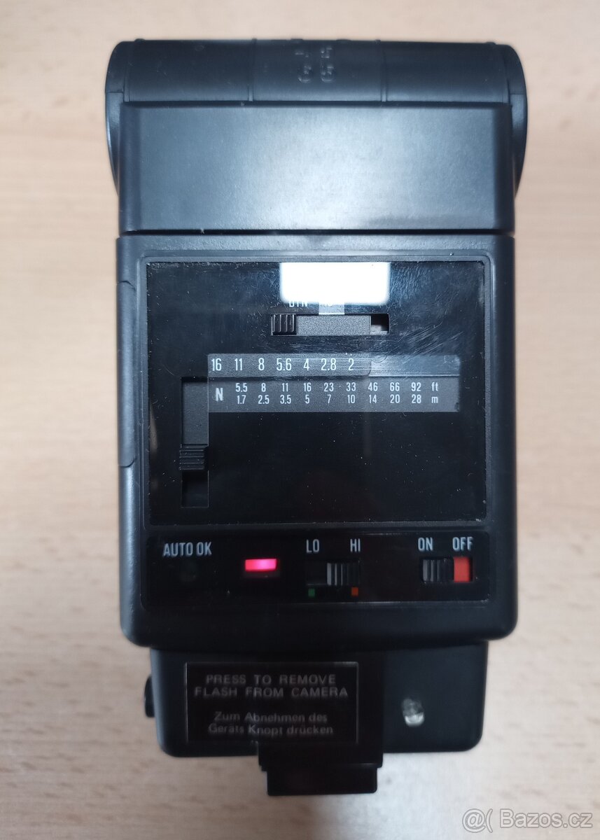 Sony Minolta blesky - 6