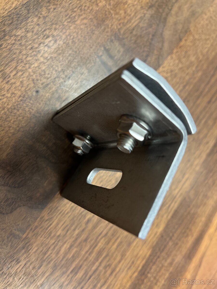 Nerezový úchyt na falcovou krytinu - 6