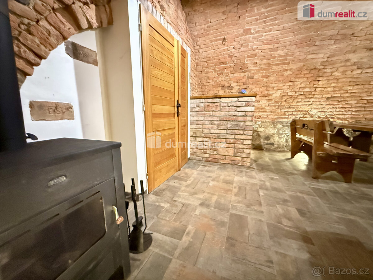 Prodej vinného sklepa v Domaníně - 6