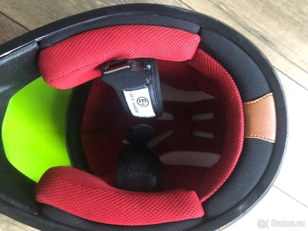 Helma W-tec v310 dětská - 6