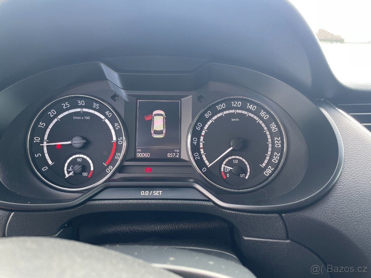 Škoda Octavia 3 RS Combi 2.0 TDI 135 kW - 6