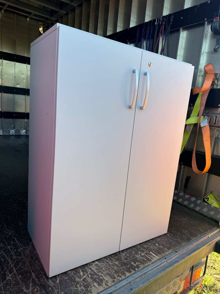 Bílé policové skřínky - 6