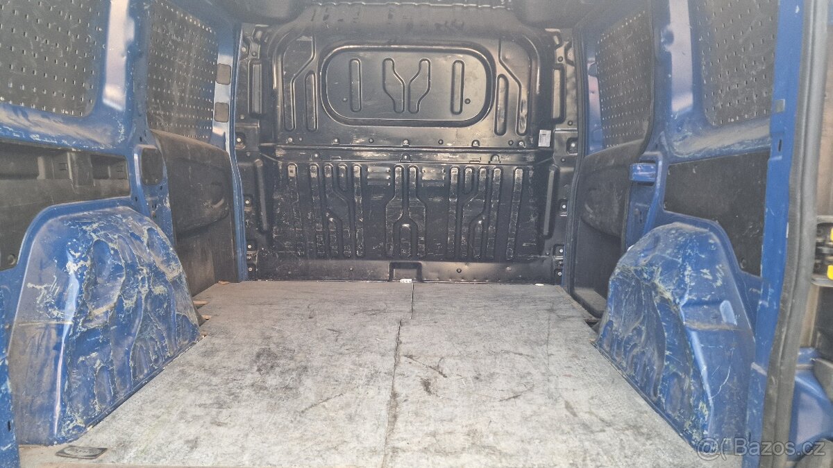 Opel Combo 1,3 D 70 Kw 2017 DPH - 6