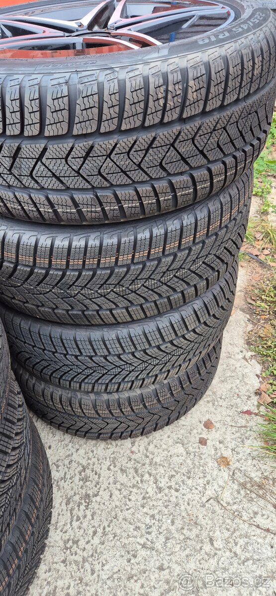 Kompletní zimní sada Mercedes 7.5Jx18 ET40 A2064011700 – Pir - 6