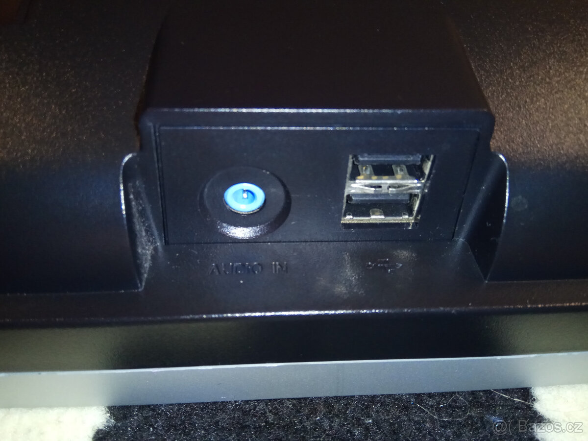 All-in-one počítač a monitor 17" Samsung 720XT - 6