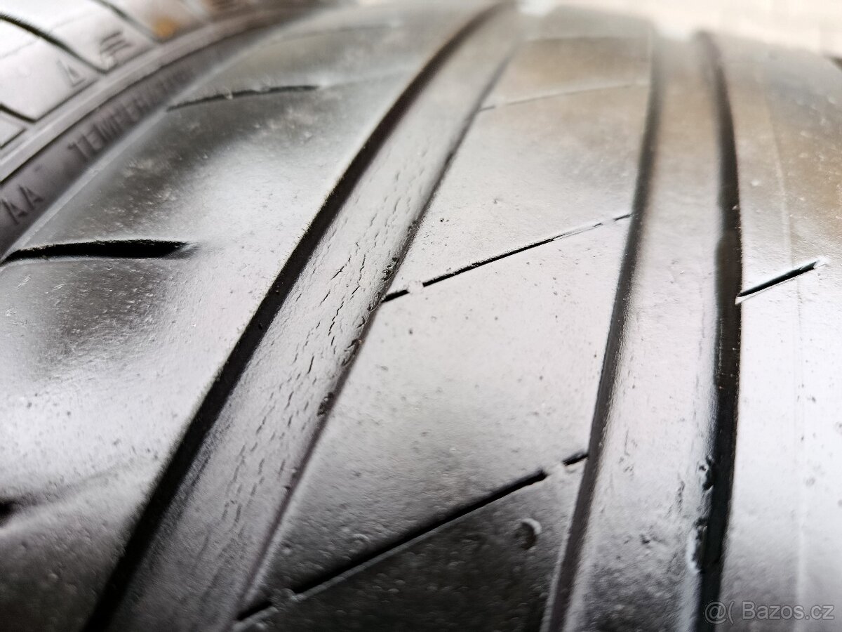 235/40/19 letní pneu nexen - 6