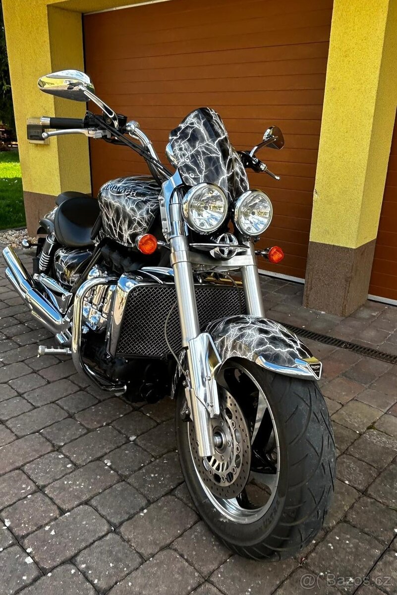 Triumph Rocket III Clasic - 6