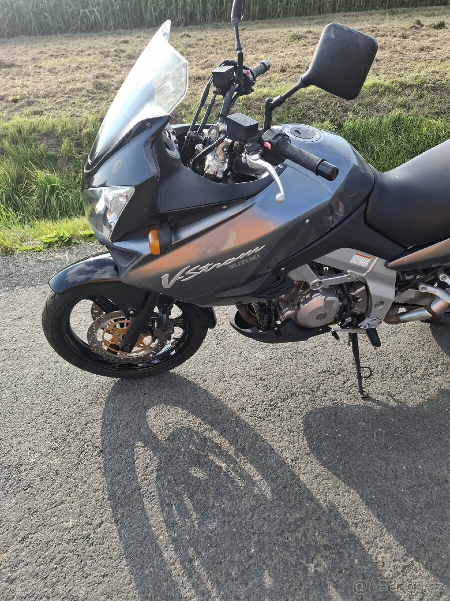 Suzuki V-strom 1000 - 6