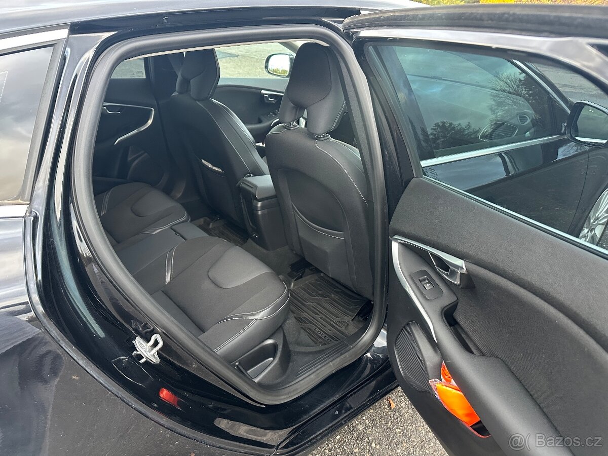 Volvo V40 D2 - 6