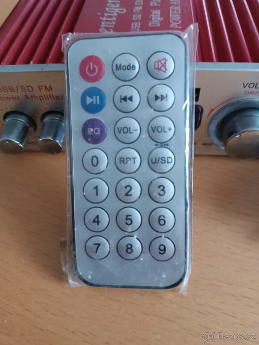 Zesilovač + FM radio + přehrávač SD/MMC 12V/220V - 6