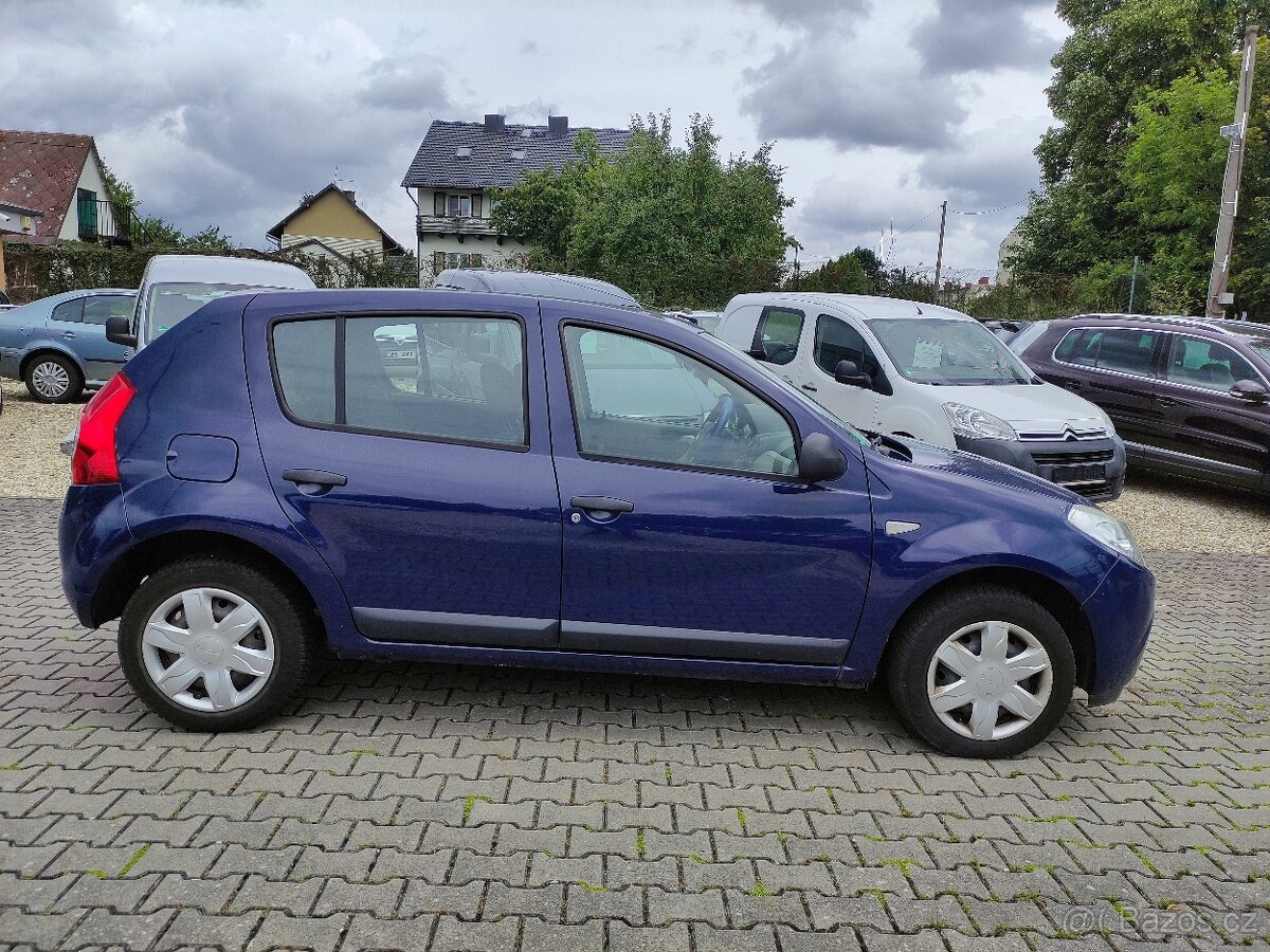 DACIA SANDERO I 1.4i,AMBIANCE,55KW,2009,SERVO,CENTRÁL,ABS. - 6