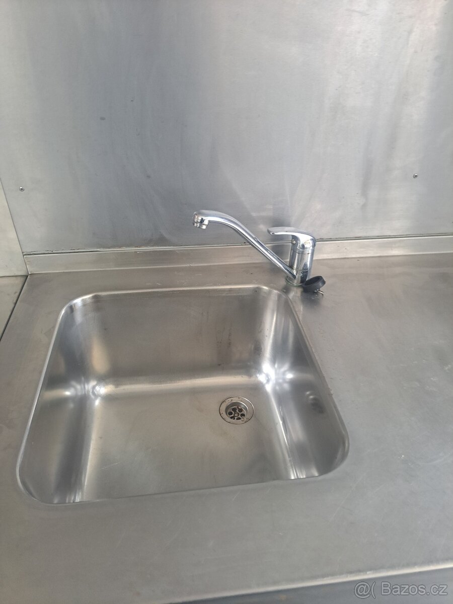 prodejní stánek - 6