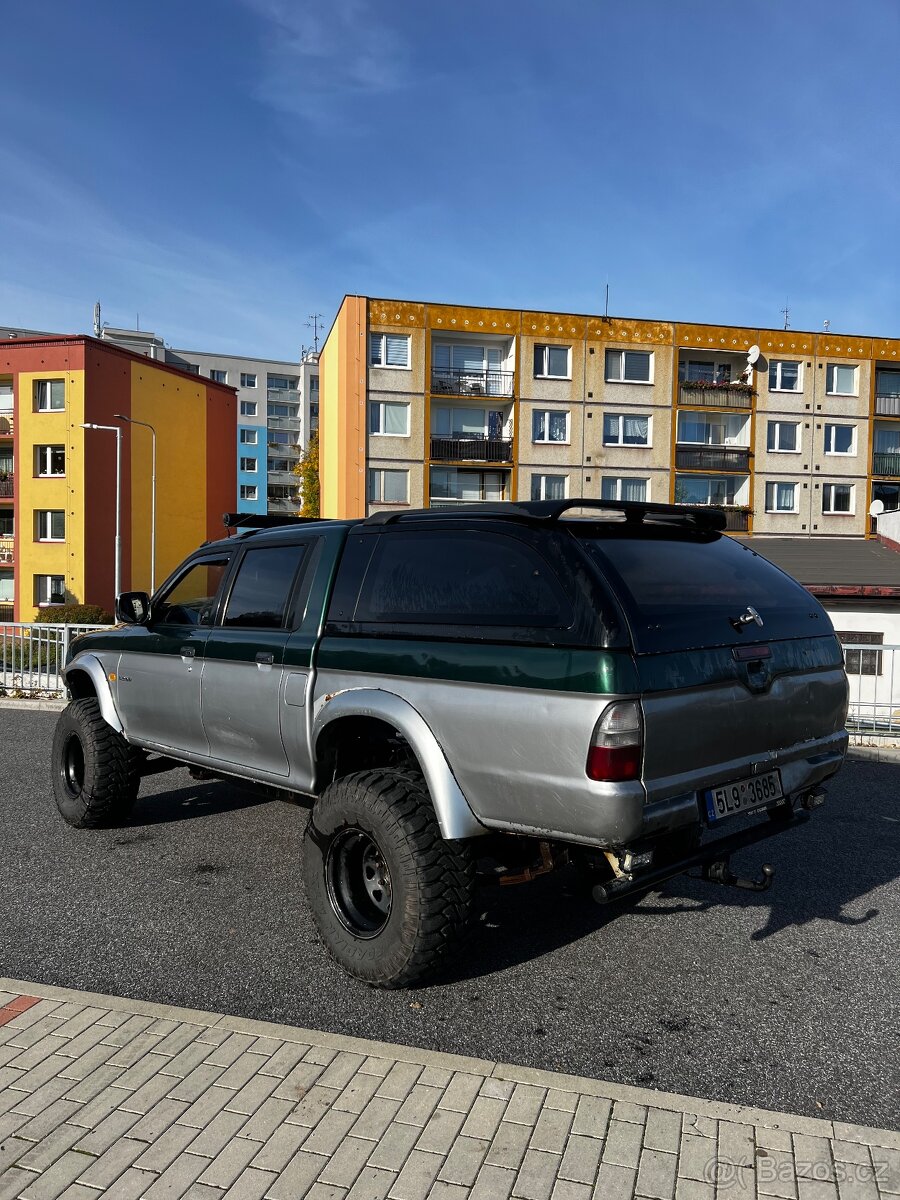 Mitsubishi L200 - 6