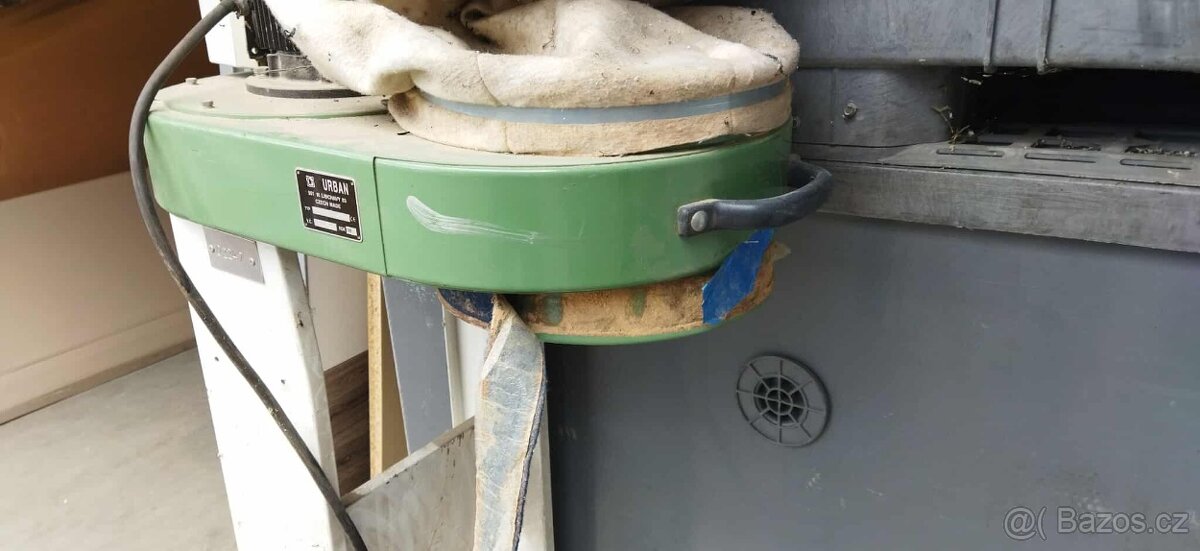 Odsávačka pilin Urban U-2000 , r.v. 1997 - 6