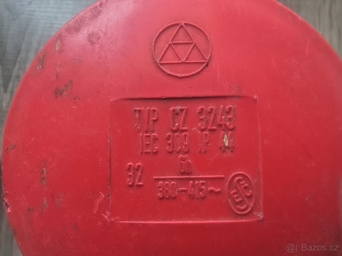 Jističe + zásuvky 380V - 6