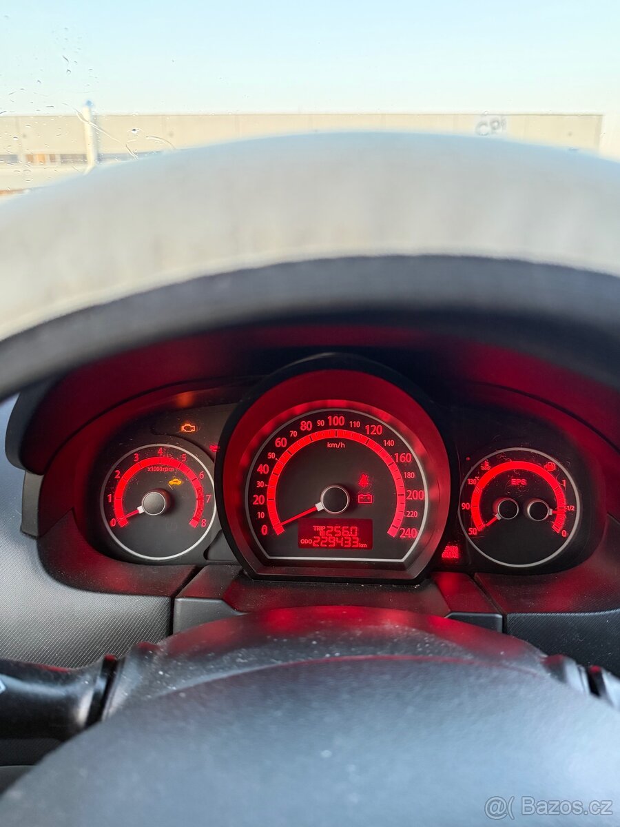 Kia Cee'd 1.4 2010 - 6