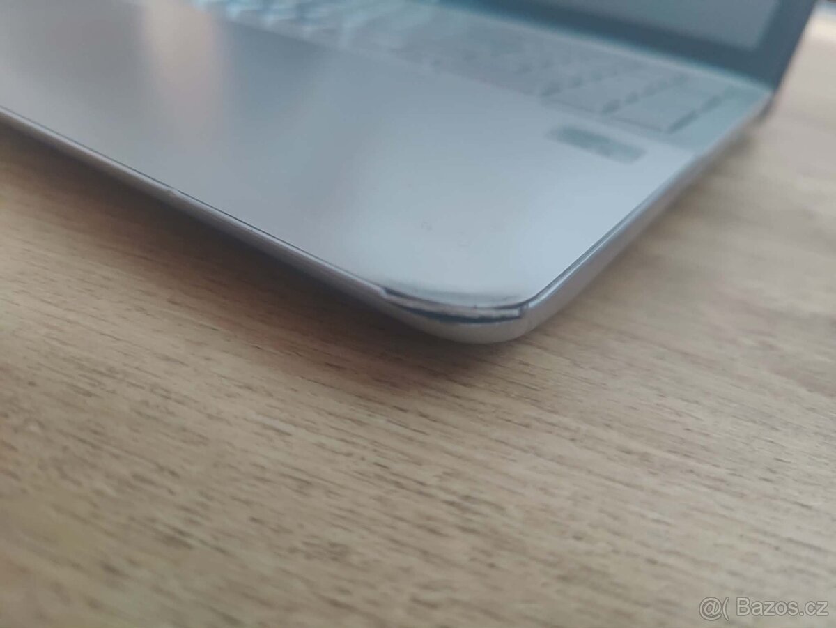 Sony Vaio svf15aa1qm - 6