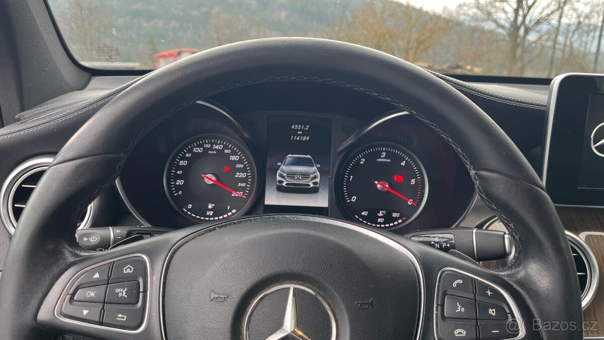 PRODÁM MERCEDES GLC 220D OFF ROAD PAKET - 6