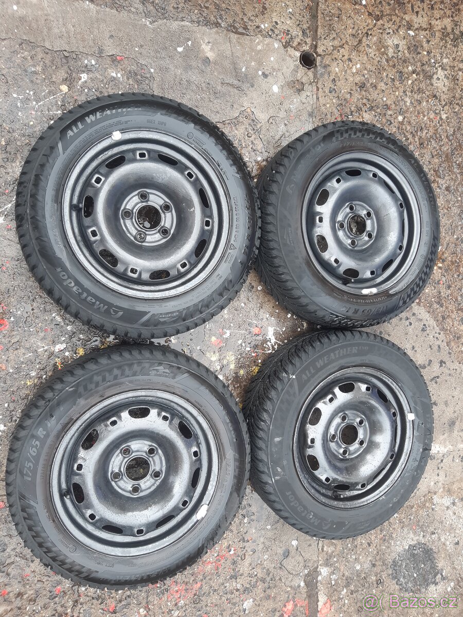 Zimni pneu 165x70x14" a celoroční 175x65x14" disky 5x100 Š - 6