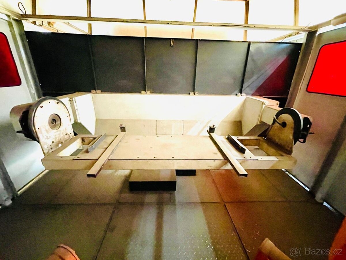 Robotická svařovací buňka Robolution 2x ABB IRB 2400L - 6