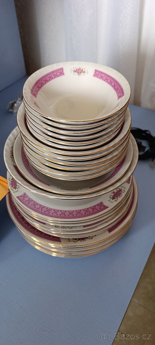 Jídelní souprava - 6