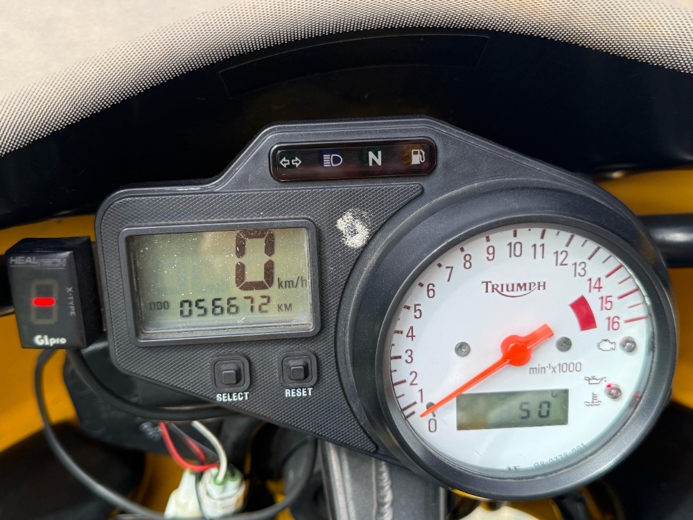 TRIUMPH TT 600 - 6