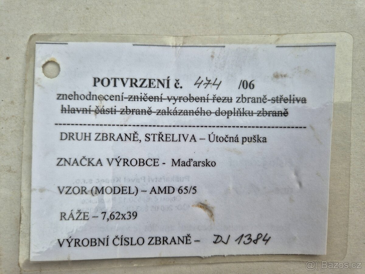 Znehodnocený výsadkový samopal AMD 65/5 - 6
