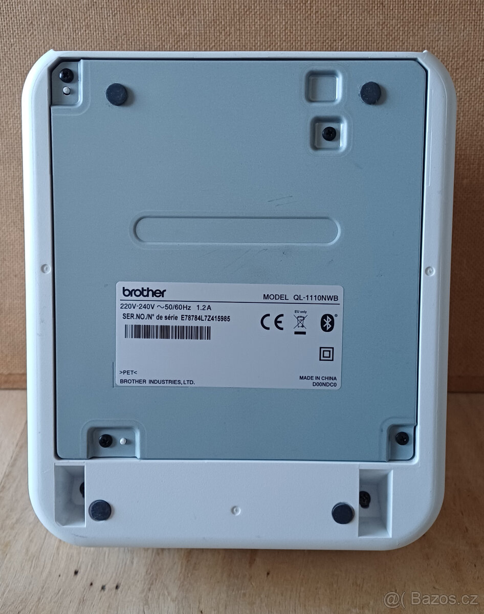 Profi tiskárna štítků Brother QL-1110NWB + 7 rolí - 6
