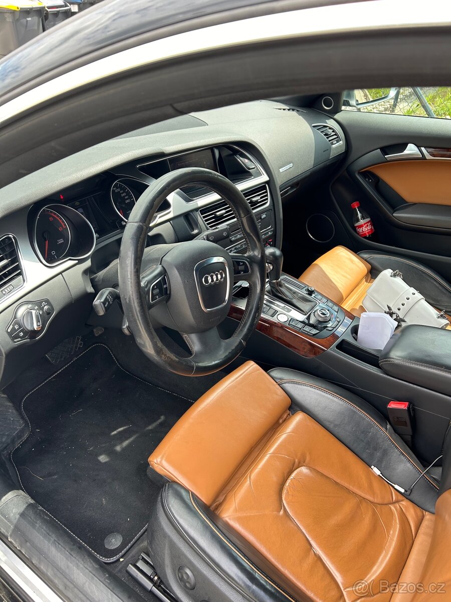 Audi a5 3.0 tdi max výbava - 6