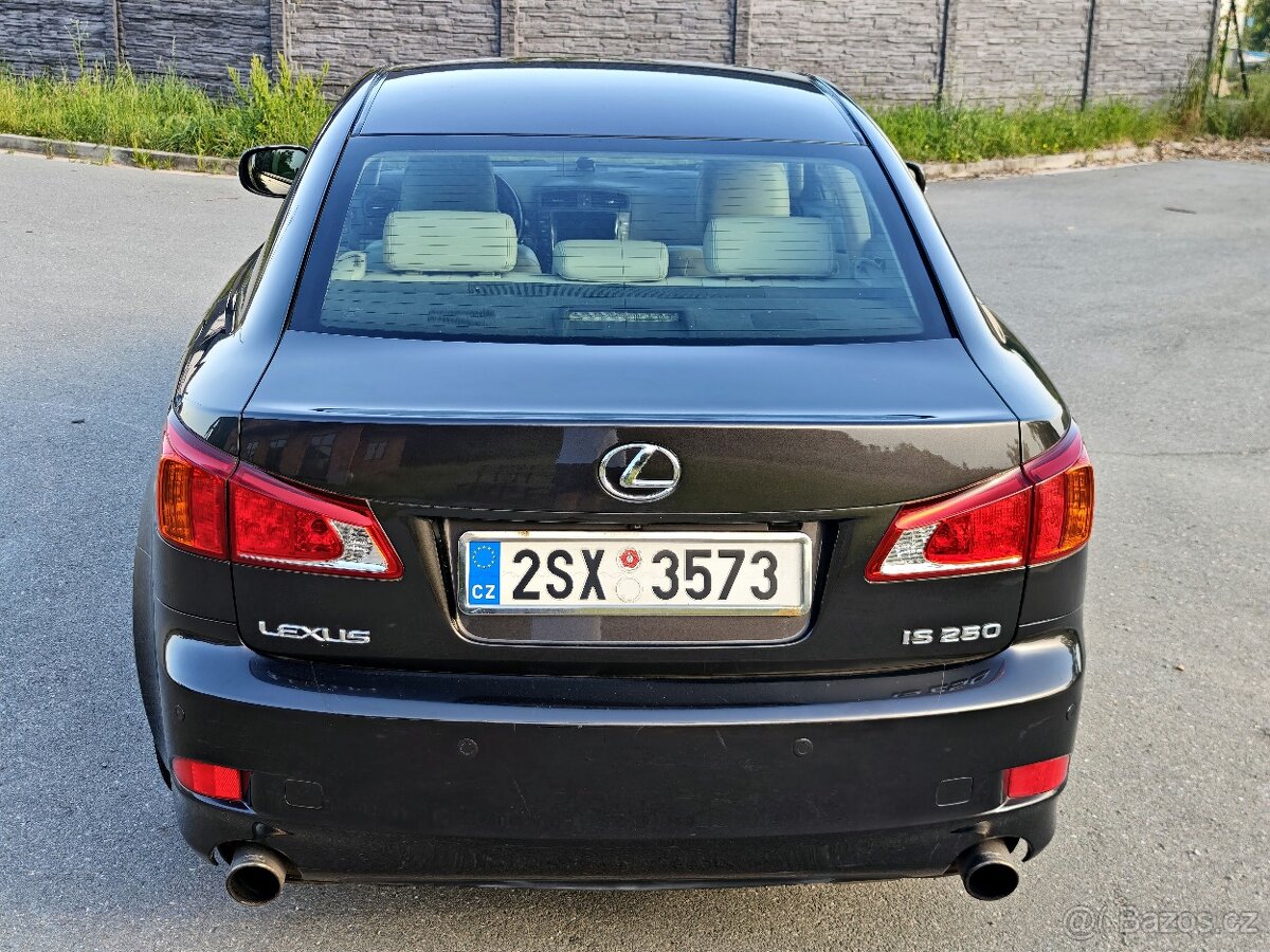 Lexus IS 250 Luxury - 6