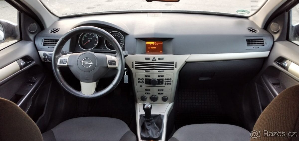 Opel Astra caravan 1,3CDTI 2008 1.majitel TOP STAV - 6