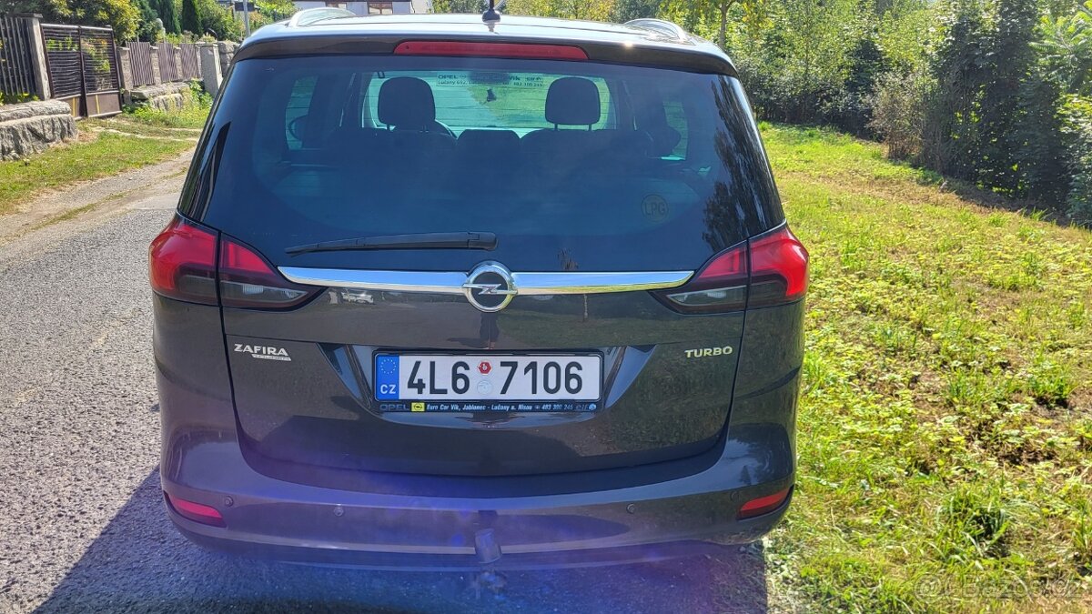 Zafira Tourer 1.4 103Kw LPG, Tažné, Klima atd. - 6