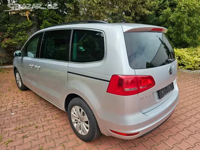 VW Sharan 2.0 TDI 103kW,4x4,Xenon,Navi,Serviska. - 6