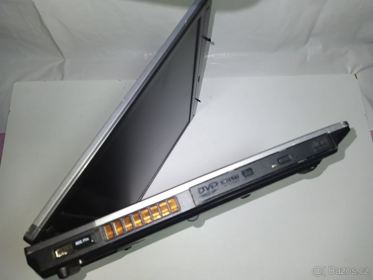 Asus A9RP - 6