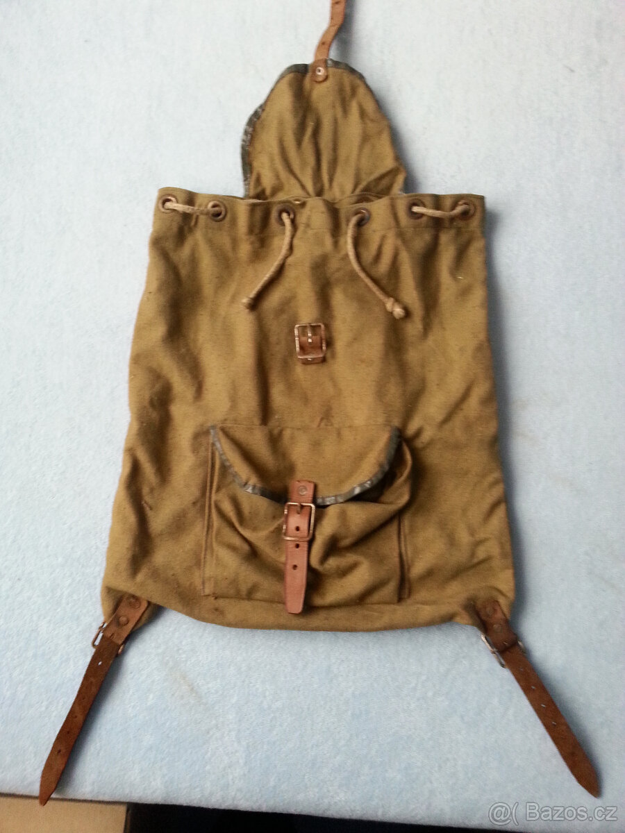Retro batohy a chlebníky - 6