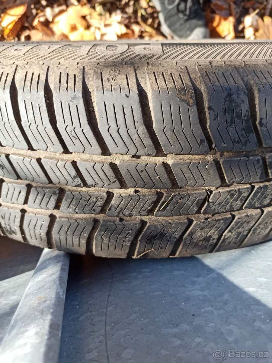 Zimní 165/70 R14 + disky Fabia 2 - 6