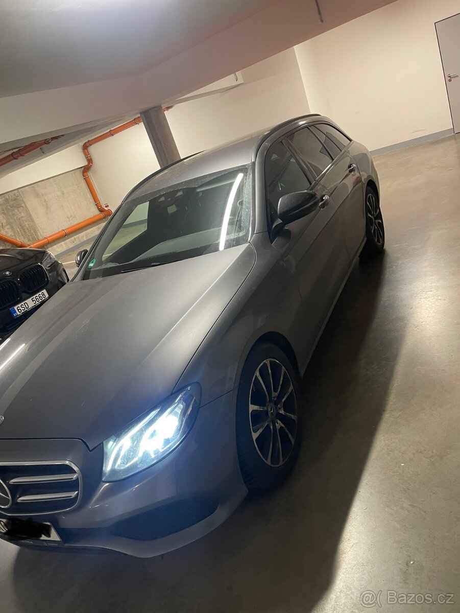 Mercedes-Benz E220 D 4matic 143kw 4x4 - 6