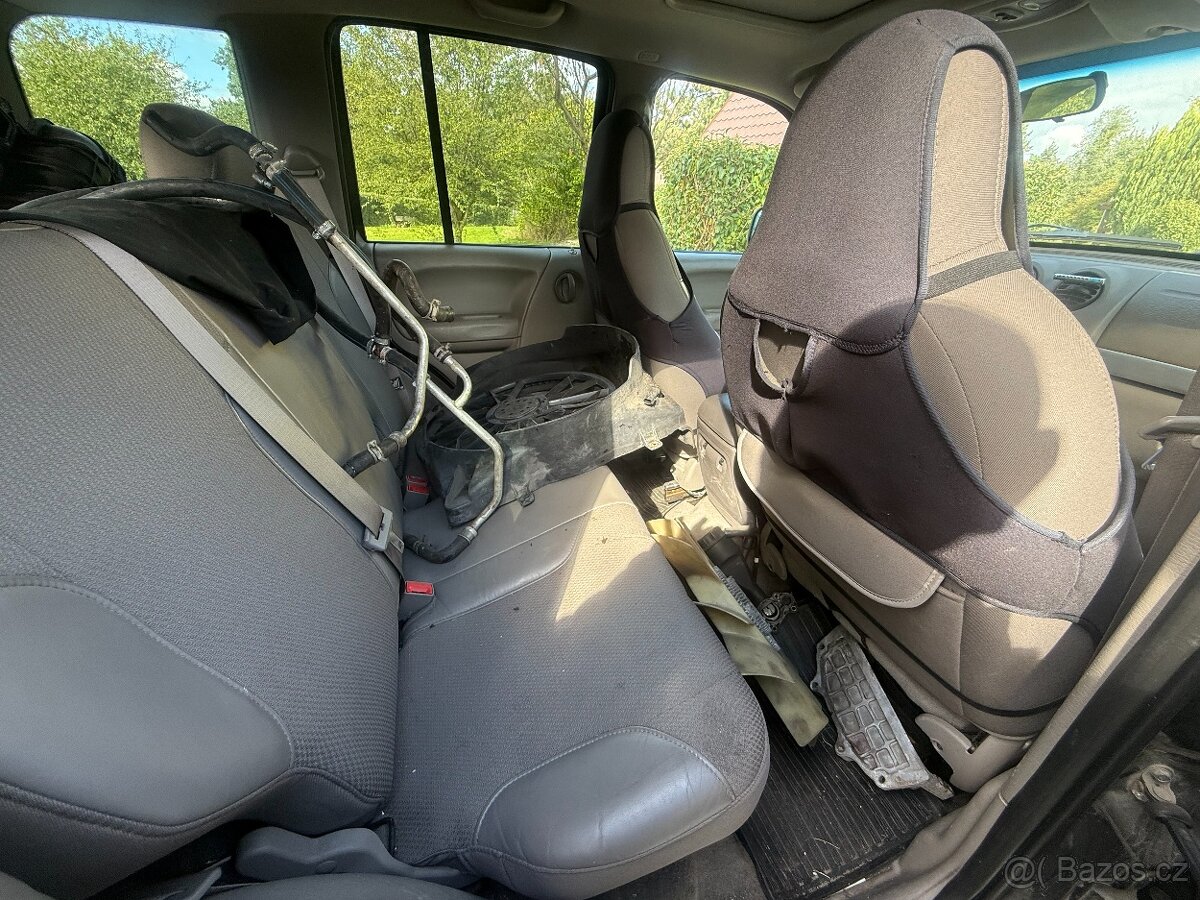 Jeep Liberty 3,8 v6 bez motoru - 6