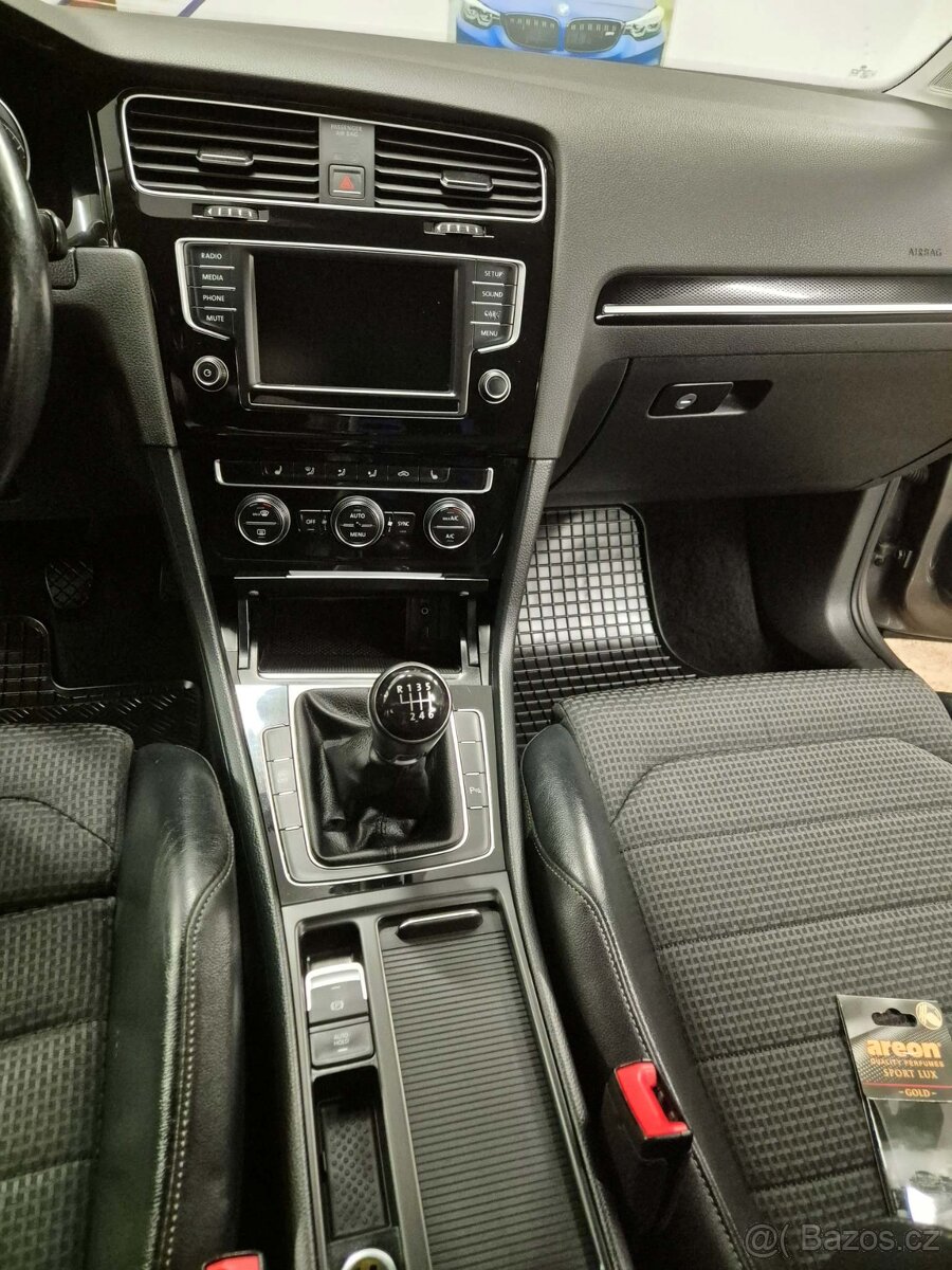 VW Golf 7 Variant 1,4 TSI 110 KW Highline - 6