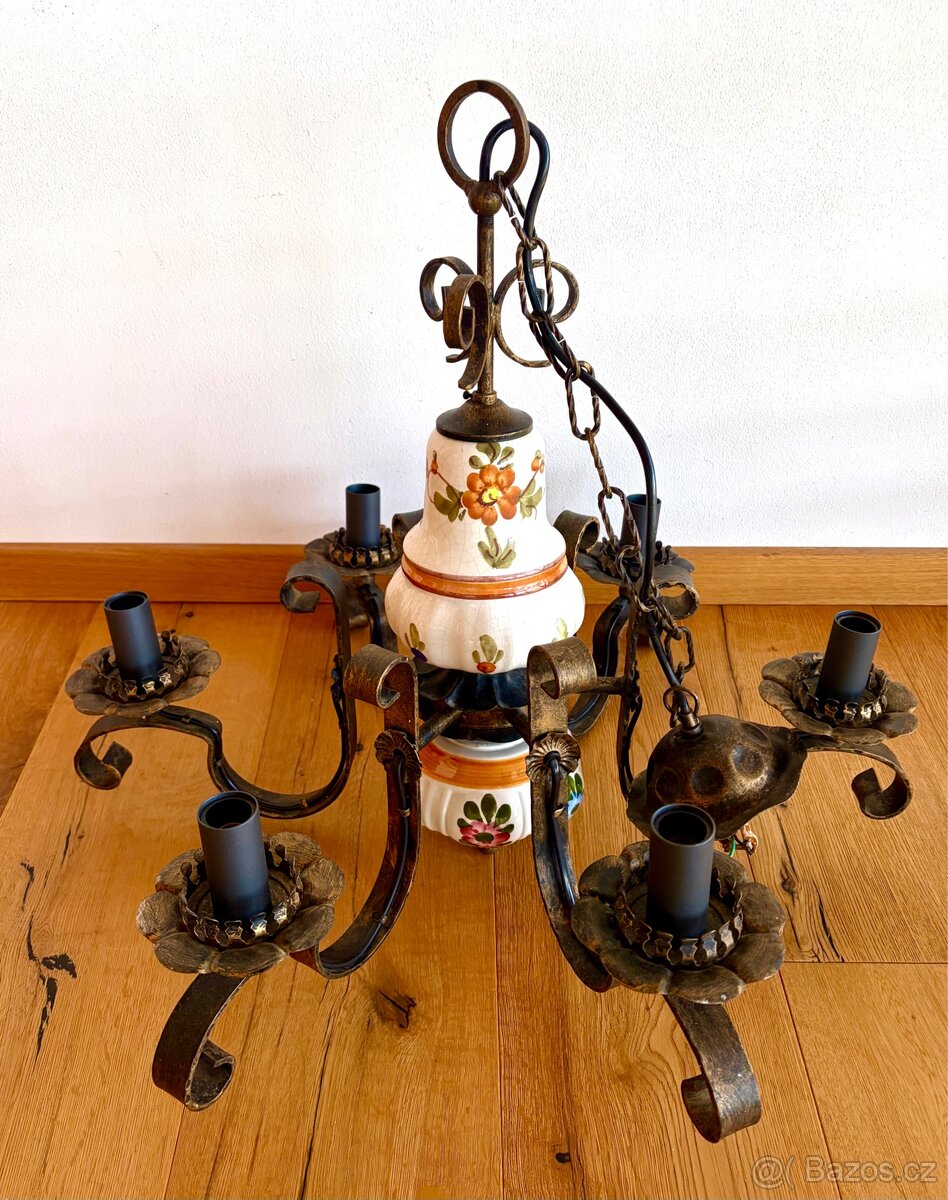 Starý kovaný lustr - 6