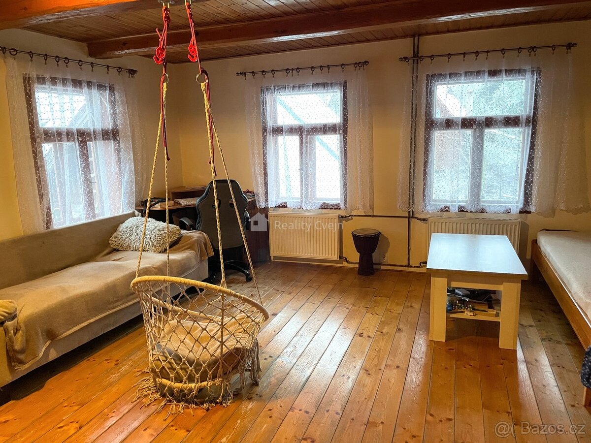 Prodej dřevěnice na slunném okraji obce Halenkov - 6