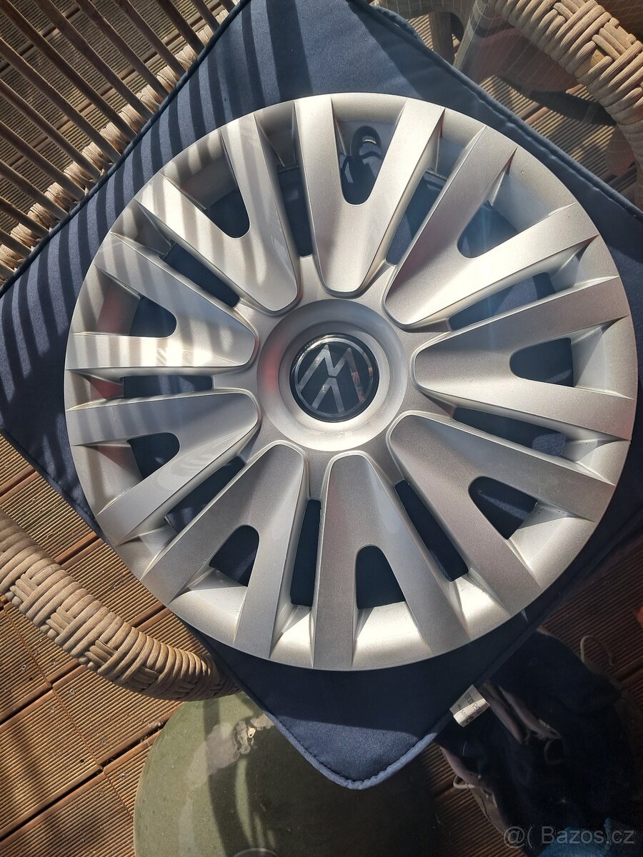 ORIG. POKLICE VW 15",1 KS, Č. 2K7601147D UWP - 6