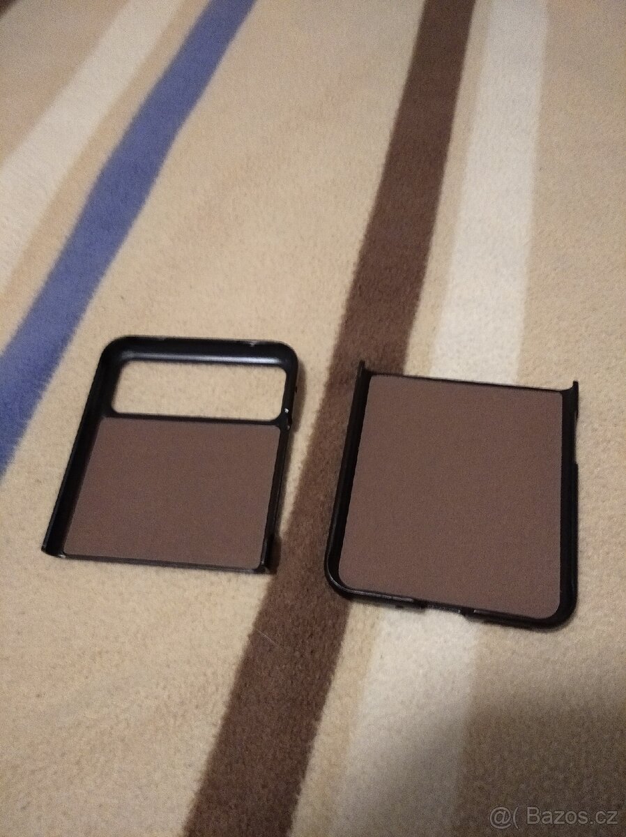 Nová Motorola RAZR 40 - 6