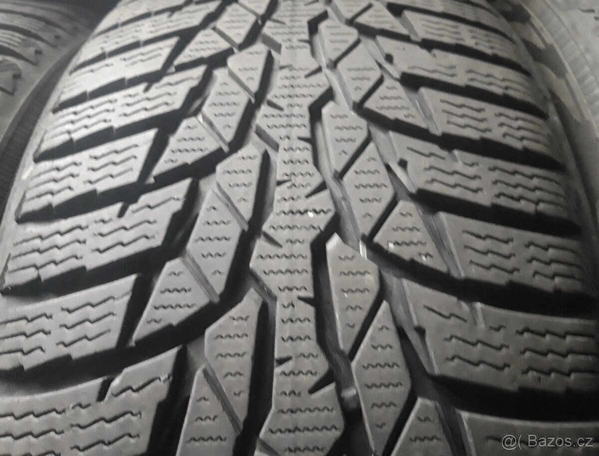 Sady nebo 2ks zimních pneu 205/60 R16: - 6