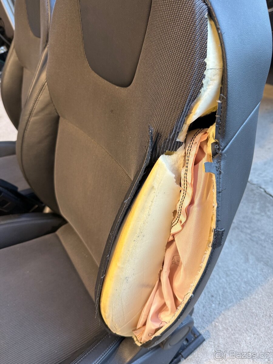 Polokožené sedačky Octavia 3 - 6