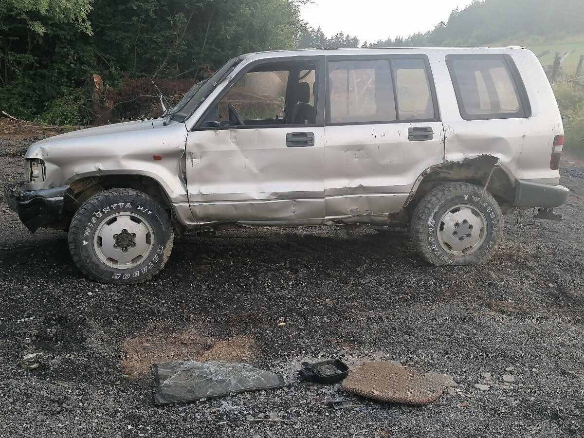 Opel Monterey 3,2 benzín 4x4 - 6