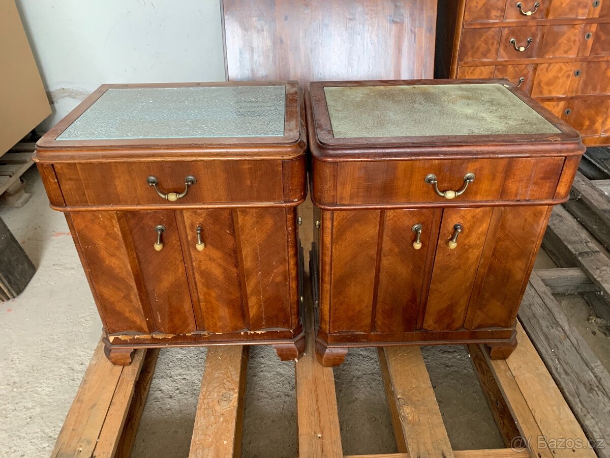 Starožitné skříně - 6