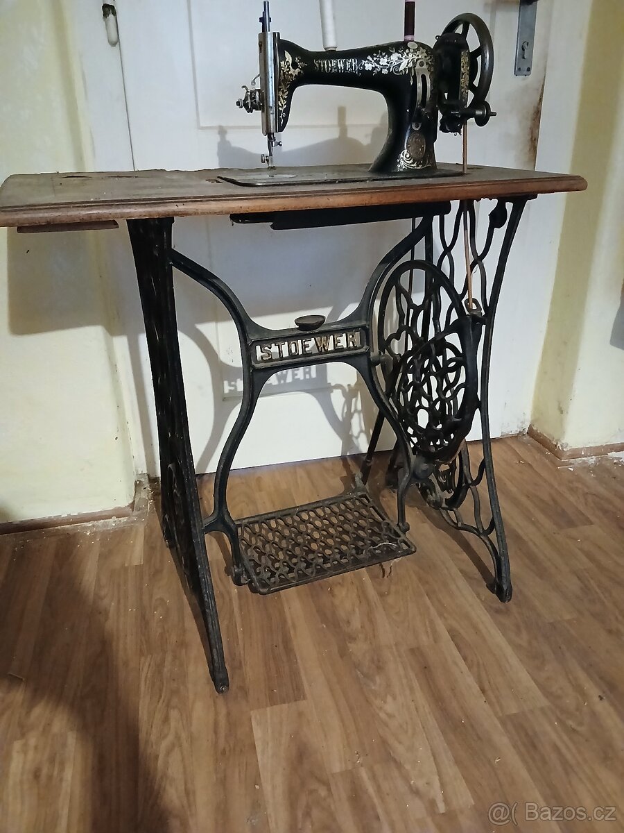 Historický šicí stroj Stoewer - 6
