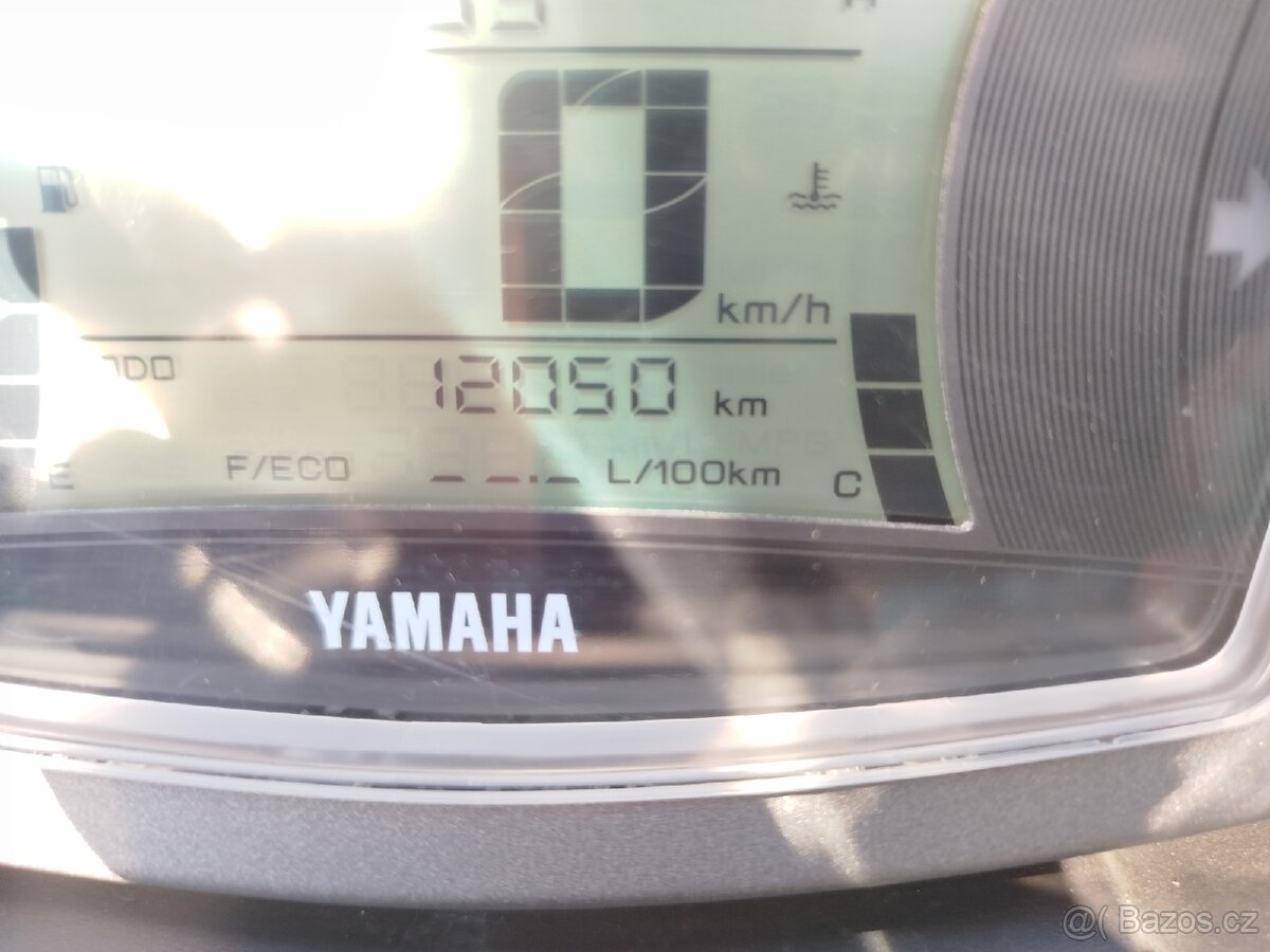 Yamaha NMax 125 - 6