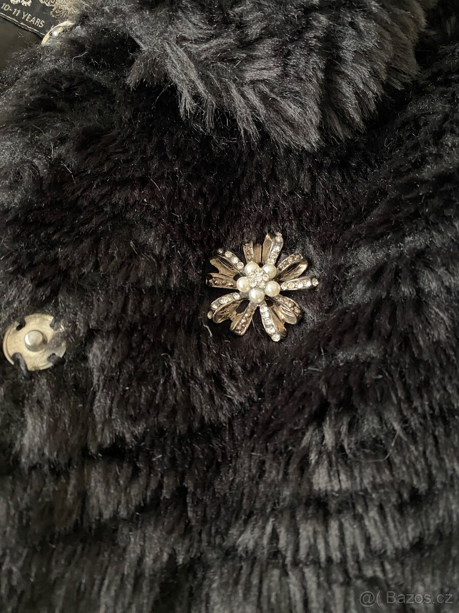 Dívčí černý kožíšek vel. 140-146 - 6